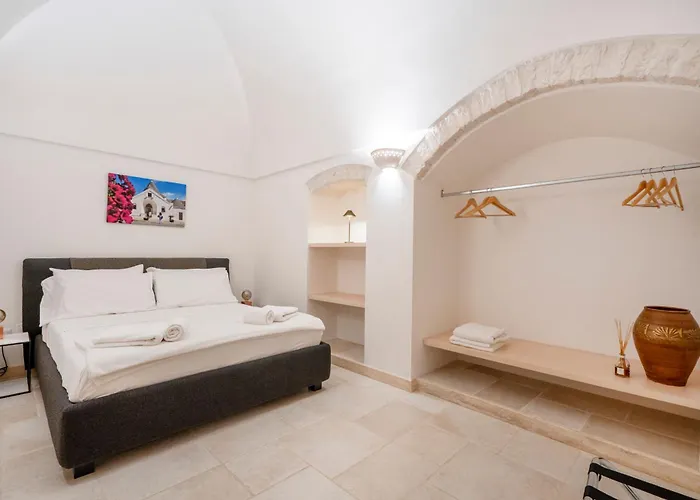 Trulli Contento - & *